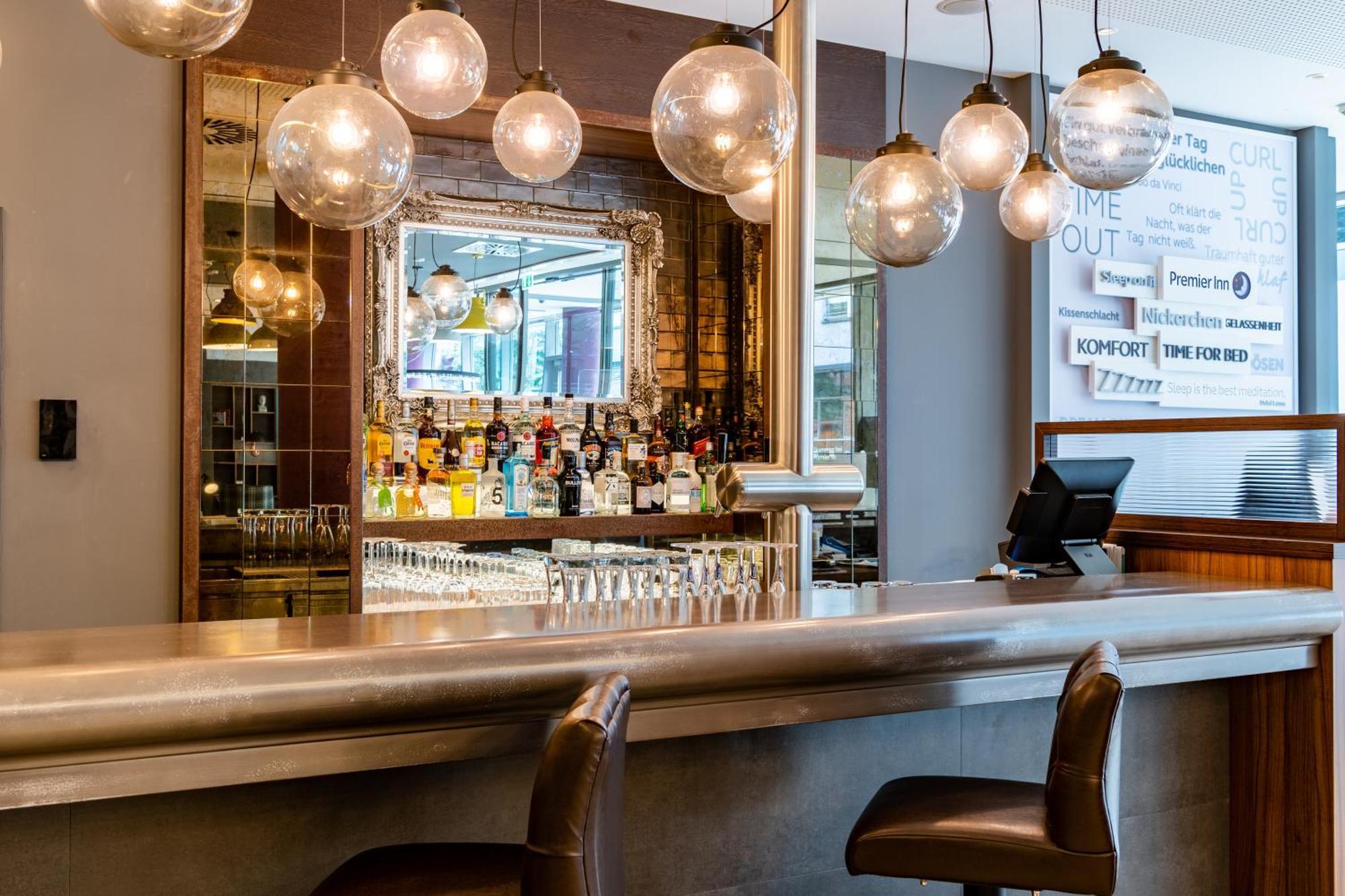 Premier Inn Hamburg City Millerntor 외부 사진